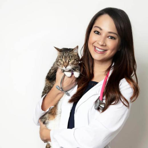 Dr. Carolyn Garcia
